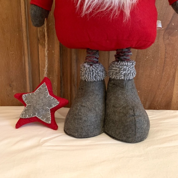Large Plush Plaid Gnome Holding Star With Extendable Telescope Legs Decoration - Picture 6 of 12